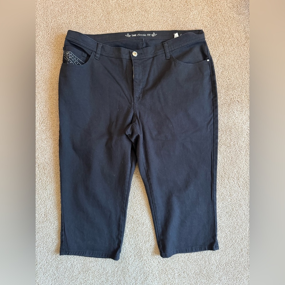 Lee Women's Black Jean Capris